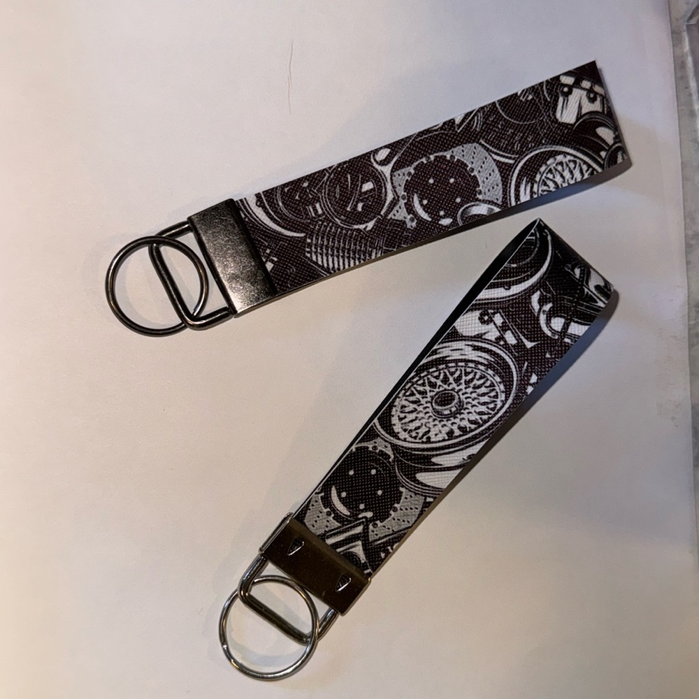 Keychain - Picture 3 of 4